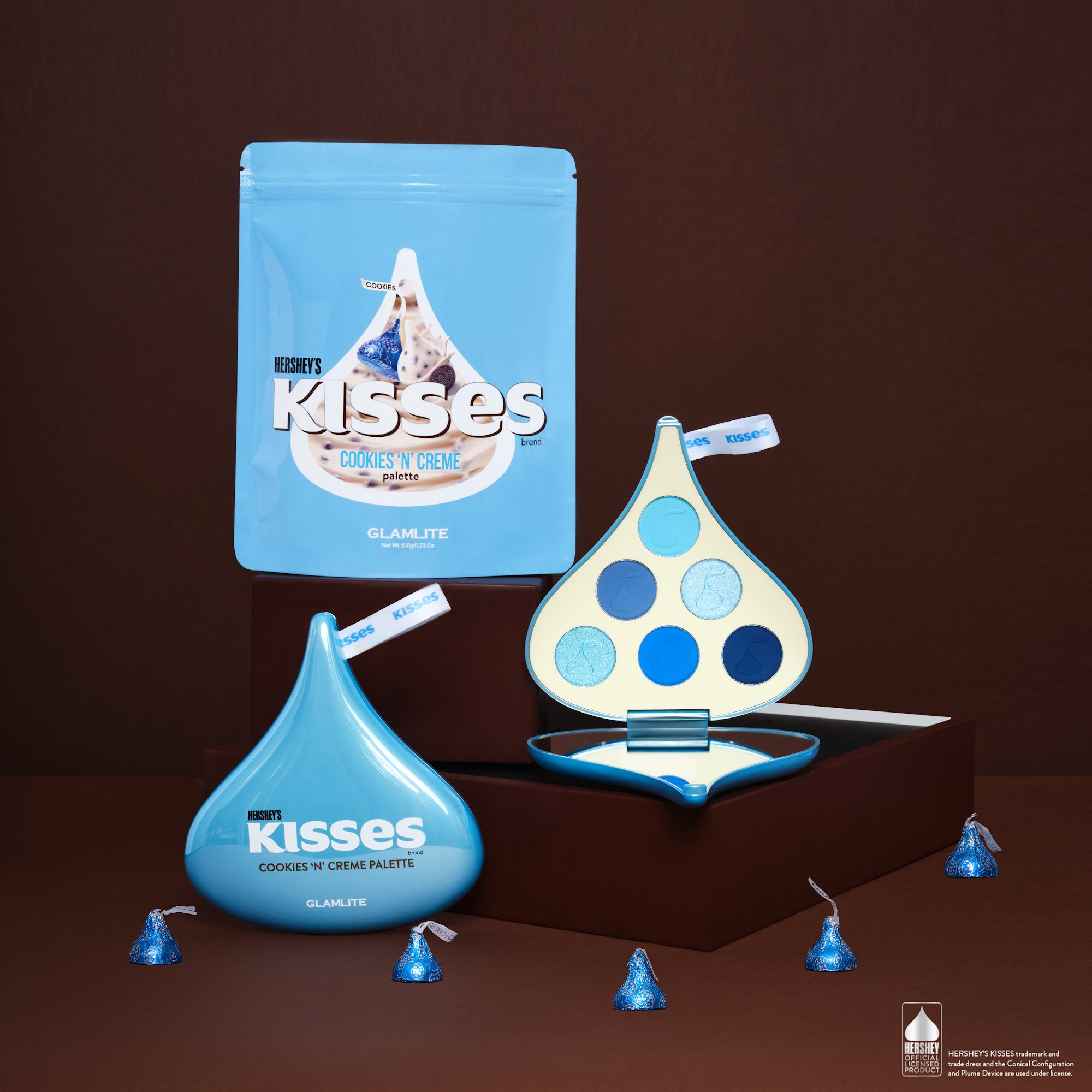 Hershey's KISSES x GLAMLITE Cookies ‘N’ Creme Palette